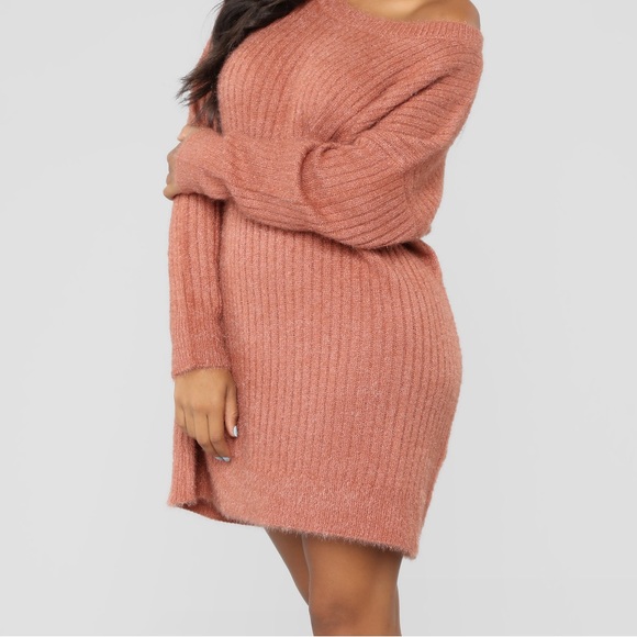 Fuzzy sweater - Picture 1 of 3